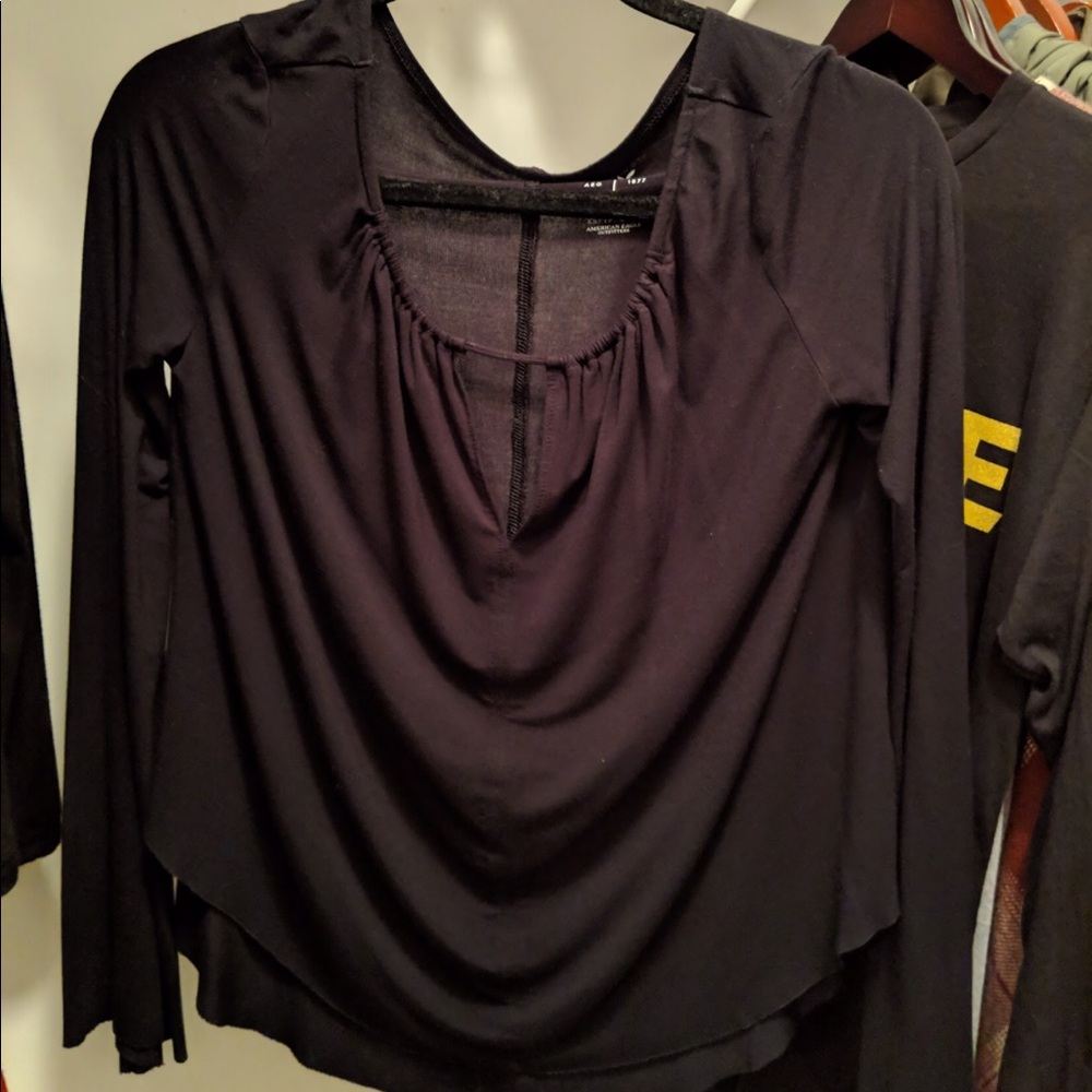 american eagle brand, sleek long sleeve, small